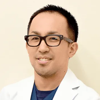 ツツイ美容外科・美容皮膚科のリズネを担当する医師