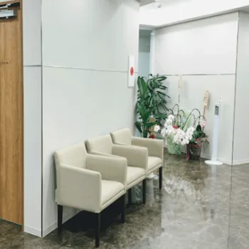 東京形成美容外科 全国3院のミラドライを受ける前の待合室