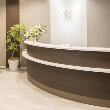 銀座よしえクリニック 全国8院のプルリアルデンシファイを受ける前の受付