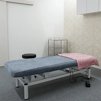 ルラ美容クリニック 全国34院のプルリアルデンシファイを受ける施術室