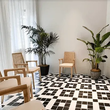 NEXUS CLINICのプルリアルバイオスカルプチャーを受ける前の待合室