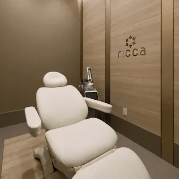 女性医療クリニック 六花 横浜のプルリアルバイオスカルプチャーを受ける施術室