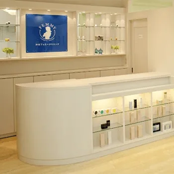 フェミークリニック 全国7院のプロファイロを受ける前の受付