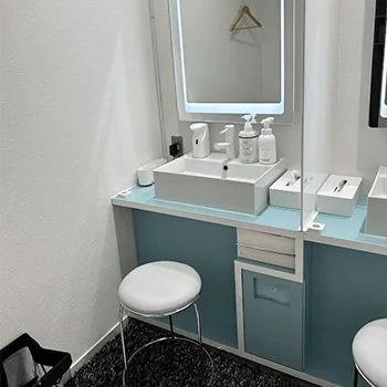 お茶の水美容形成クリニック 全国1院のプロファイロを受けた後のパウダールーム