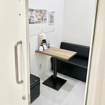 湘南美容クリニック 日本・海外に258院(※2025年10月31日時点)のプロファイロを受ける前のカウンセリングルーム