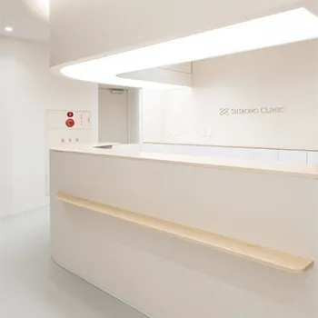 シロノクリニック 全国3院のプロファイロを受ける前の受付