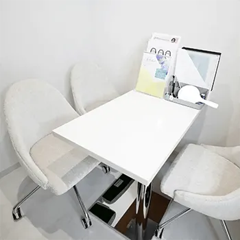 水の森美容クリニックの白玉点滴・注射を受ける前のカウンセリングルーム