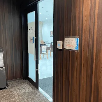 湘南美容クリニック 福岡3院の入口の様子