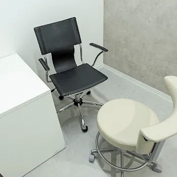 TCB東京中央美容外科 福岡3院のケミカルピーリングを受ける前の診察室