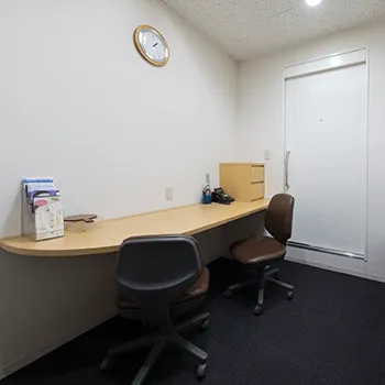 松林景一美容クリニック天神の脂肪冷却を受ける前の診察室