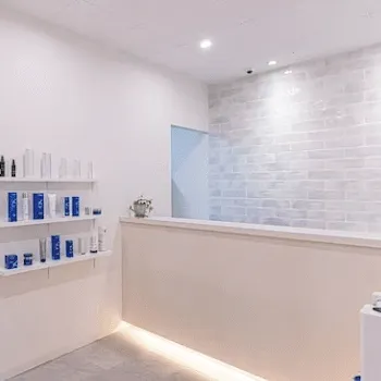 デイリースキンクリニック 福岡院のジャルプロスーパーハイドロを受ける前の受付