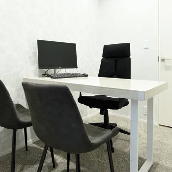 モデナクリニック 福岡天神院のジャルプロスーパーハイドロを受ける前の待合室