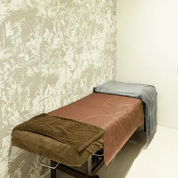 モデナクリニック 福岡天神院のジャルプロスーパーハイドロを受ける前の診察室