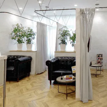 福岡TAクリニックのリズネを受ける前の待合室