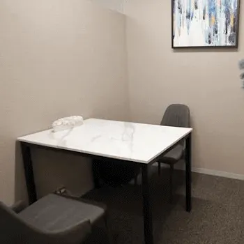 東郷美容形成外科 福岡のリズネを受ける前のカウンセリングルーム