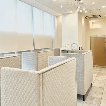 共立美容外科 福岡院のミラドライを受ける前の待合室