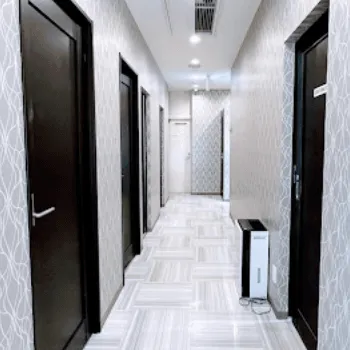 ガーデンクリニック 福岡院のフォトフェイシャルを受ける前の廊下