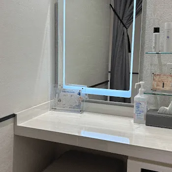 MODENA CLINIC 福岡2院のフォトフェイシャルを受けた後のパウダールーム