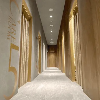 ゼティスビューティークリニック 福岡院のピコスポットを受ける前の廊下