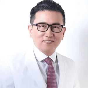 クリニックビザリア 福岡1院のピコトーニングを担当する医師