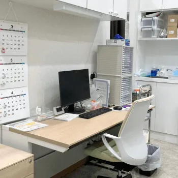 よつば会クリニック 福岡1院のピコトーニングを受ける前の診察室