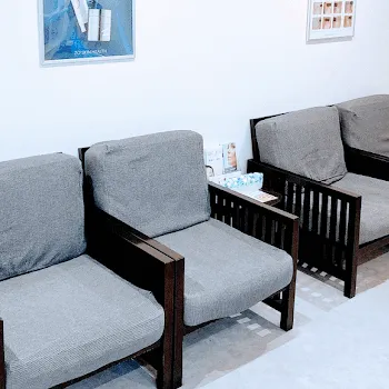 クリニーク福岡天神のサブシジョンを受ける前の待合室