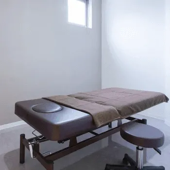 セイコメディカルビューティクリニック 福岡院のサブシジョンを受ける施術室