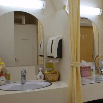 梅田クリニックのジェントルマックスプロを受けた後のパウダールーム