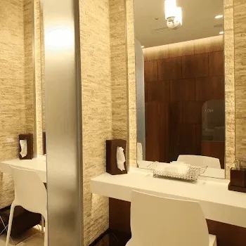 品川美容外科 銀座院のピコトーニングを受けた後のパウダールーム