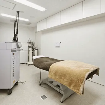 シロノクリニック 銀座の白玉点滴・注射を受ける施術室