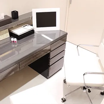 東京美容外科 銀座院の白玉点滴・注射を受ける前のカウンセリングルーム