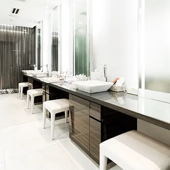 東京美容外科 銀座院の白玉点滴・注射を受けた後のパウダールーム