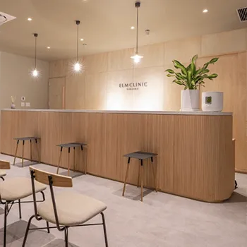 エルムクリニック 福岡院のプルリアルデンシファイを受ける前の受付