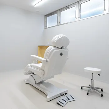 エルムクリニック 福岡院のプルリアルデンシファイを受ける施術室