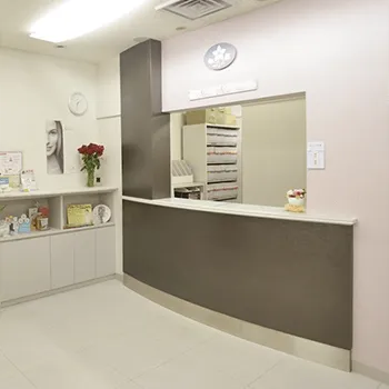 師井美樹クリニックのプルリアルデンシファイを受ける前の受付