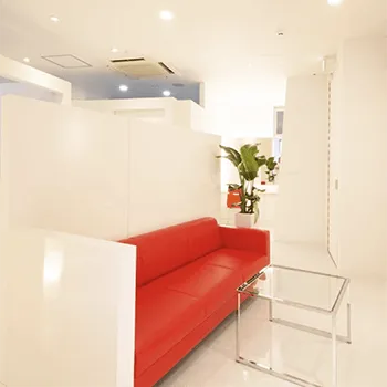 セイコメディカルビューティクリニック 福岡院のプルリアルデンシファイを受ける前の受付