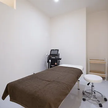 セイコメディカルビューティクリニック 福岡院のプルリアルデンシファイを受ける施術室