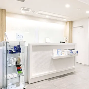 クリニーク福岡天神のプロファイロを受ける前の受付