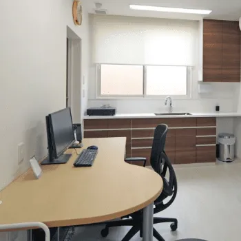 にしぶクリニックの白玉点滴・注射を受ける前の診察室