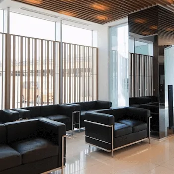 金沢たまごクリニック 美容皮膚科のケミカルピーリングを受ける前の待合室