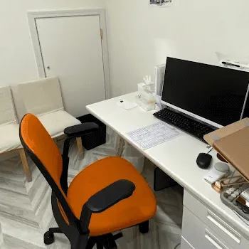 六甲道あさみお肌のクリニックのリズネを受ける前の診察室