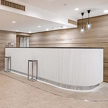 あおばクリニック 神戸三宮院のフォトフェイシャルを受ける前の受付