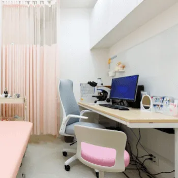 ふくや皮フ科クリニックのフォトフェイシャルを受ける前の診察室