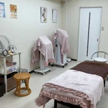 神戸元町セントラルクリニックのフォトフェイシャルを受ける施術室