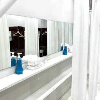 湘南美容クリニック 神戸三宮院のフォトフェイシャルを受けた後のパウダールーム