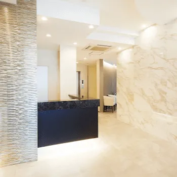 杉本美容形成外科のフォトフェイシャルを受ける前の受付