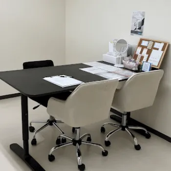 神戸元町セントラルクリニックのピコスポットを受ける前のカウンセリングルーム