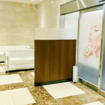 共立美容外科 神戸三宮院のピコスポットを受ける前の待合室