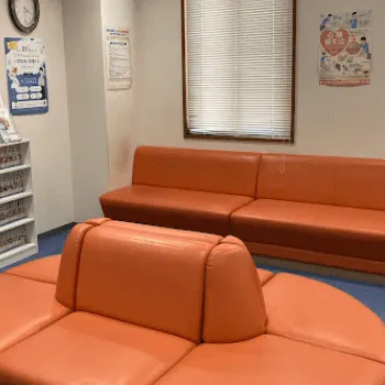 つかもと形成外科·創傷クリニックのピコスポットを受ける前の待合室