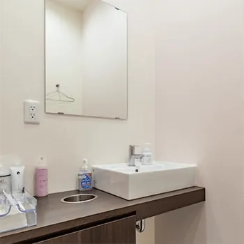 BAOクリニック 神戸院のプロファイロを受けた後のパウダールーム